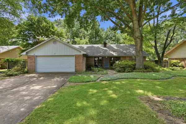 17 Sandstone, Conway, AR 72034