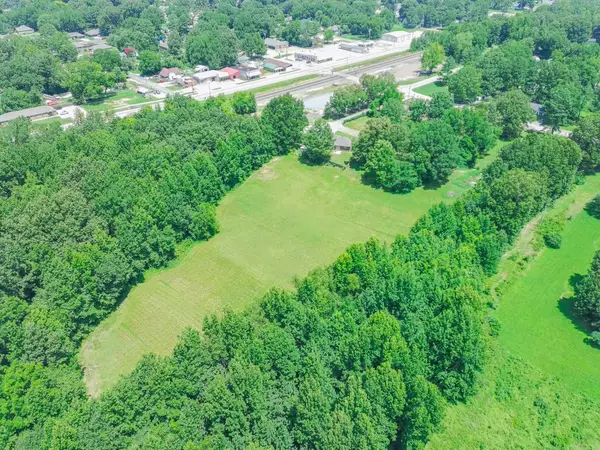 106 E Hinkley Street, Brookland, AR 72417