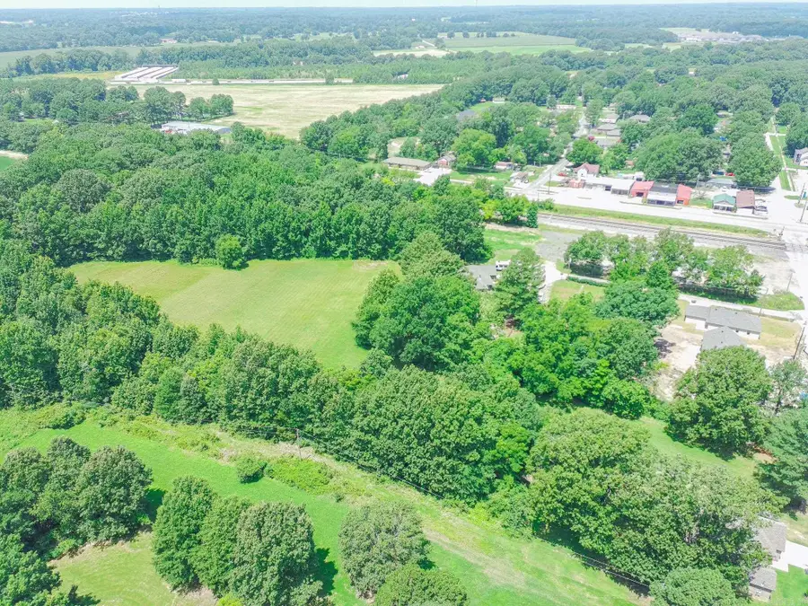 106 E Hinkley Street, Brookland, AR 72417 - #3