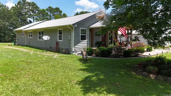 2911 Polk Road 54, Mena, AR 71953