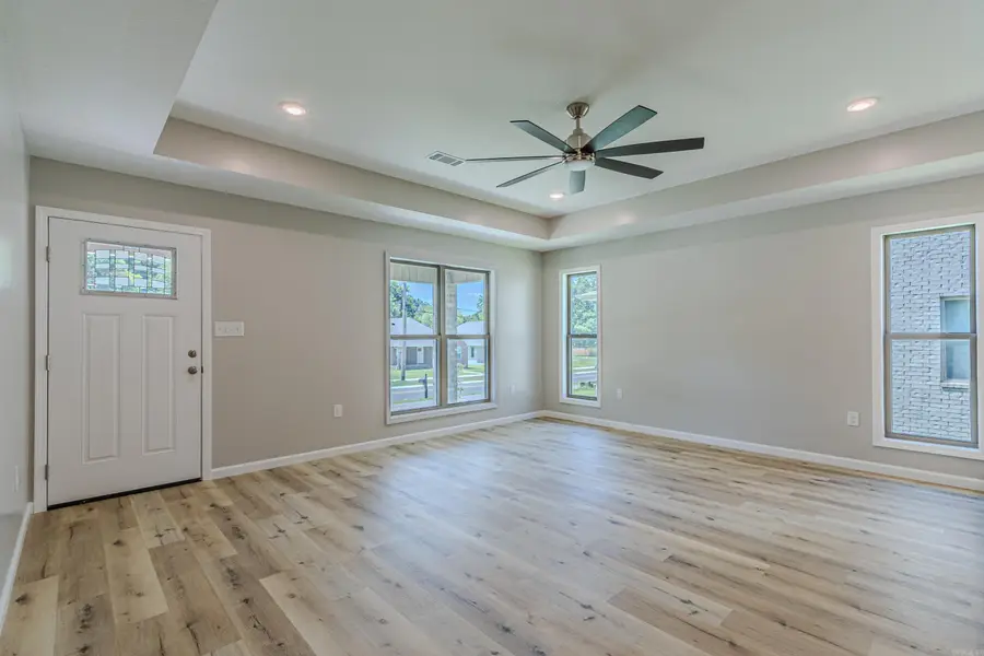 617 N 4 St, Paragould, AR 72450 - #3
