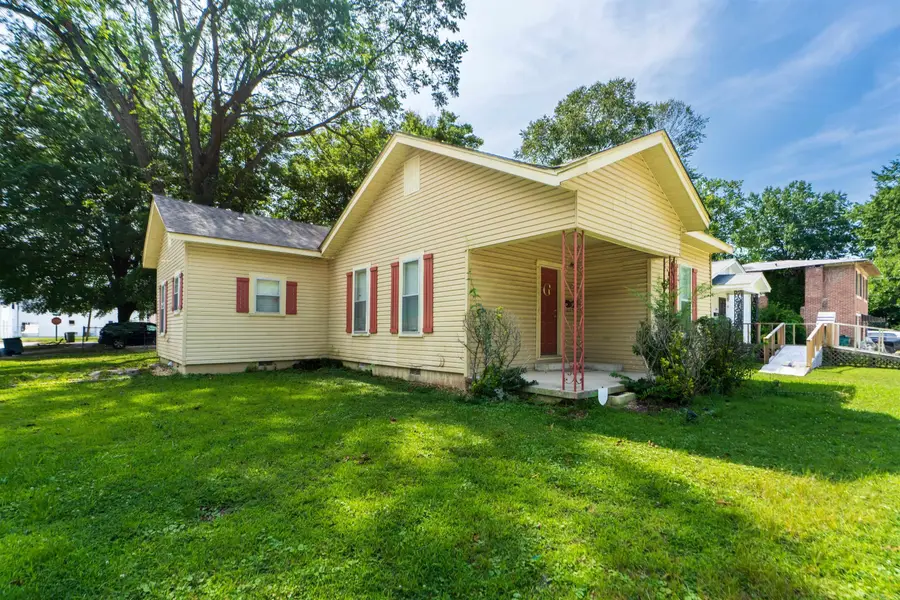 318 N 9th Street, Blytheville, AR 72315 - #2