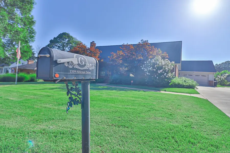 1509 Hillcrest Drive, Jonesboro, AR 72401 - #2