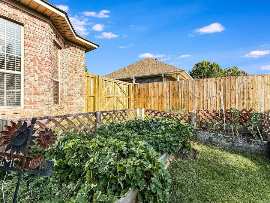 1355 Stone Crest, Conway, AR 72034 - #3