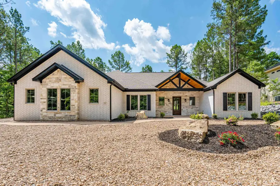 32 Asombroso Lane, Hot Springs Village, AR 71909 - #2