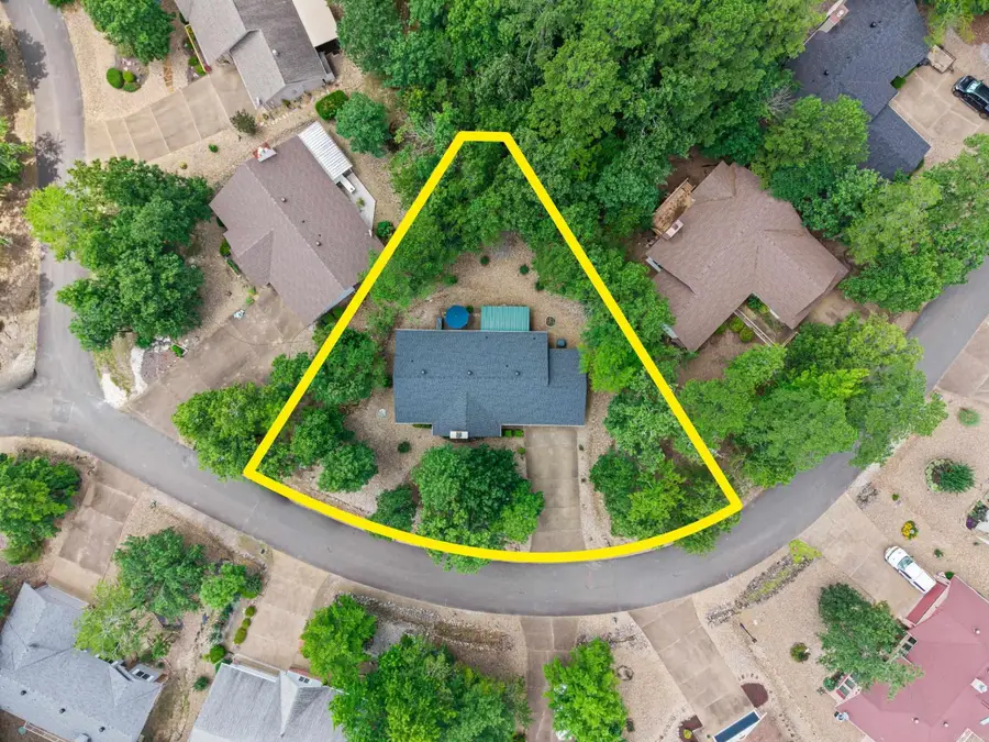 8 Playa Place, Hot Springs Village, AR 71909 - #2