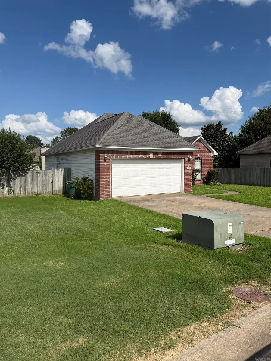 21 Westfield Circle, Little Rock, AR 72210 - #2