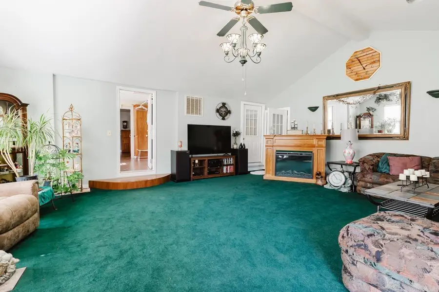 211 Southeastern Avenue, Jacksonville, AR 72076 - #3