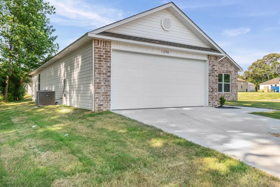 1206 Manor Oaks Boulevard, Searcy, AR 72143 - #3