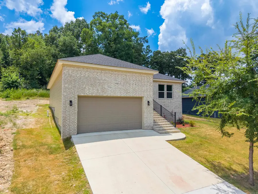 312 Columbia Hills Street, Hot Springs, AR 71913 - #2