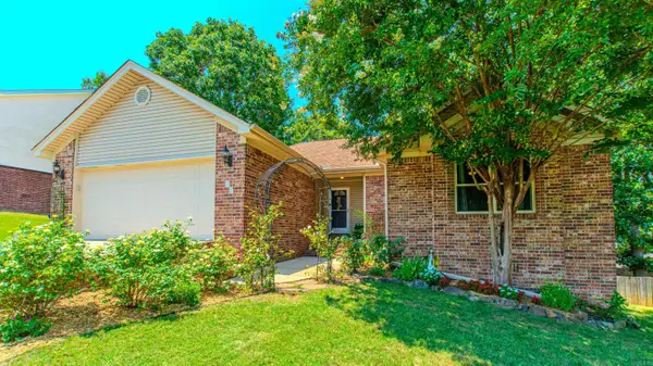 22 Twin Lakes Drive, Cabot, AR 72023