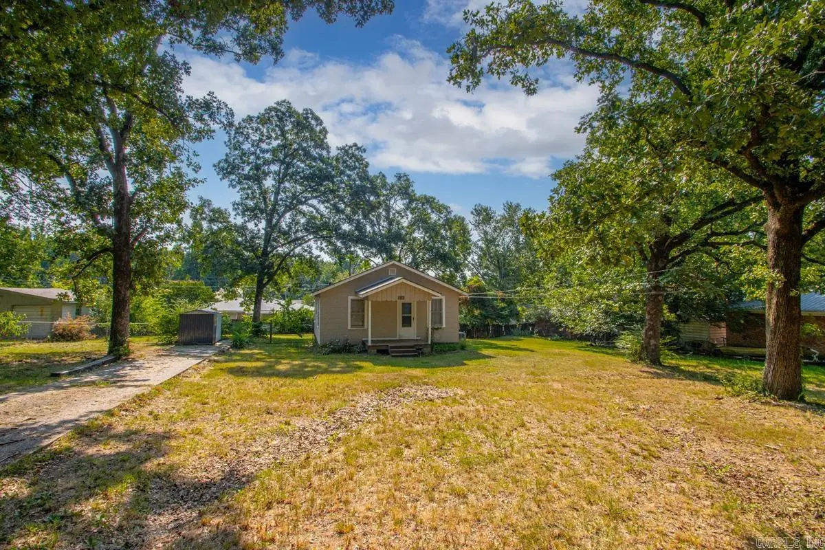 8214 Holiday Dr, Sherwood, AR 72120 - #1