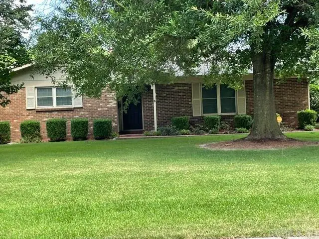 2005 Beumer Street, Stuttgart, AR 72160 - #1