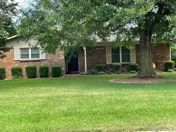 2005 Beumer Street, Stuttgart, AR 72160