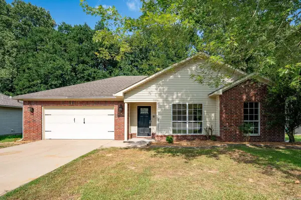 53 Bud Grimes Rd, Ward, AR 72176