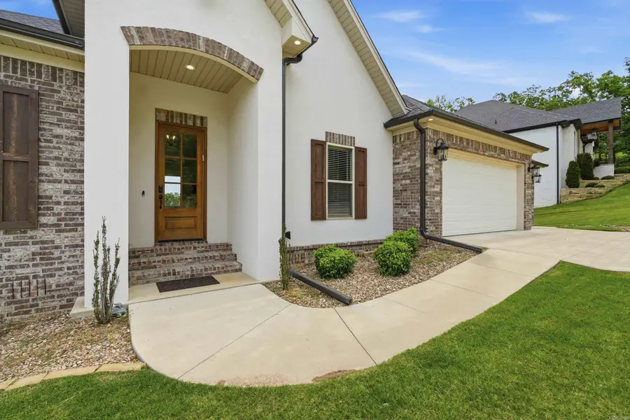 34 Sagamore Court, Maumelle, AR 72113 - #2