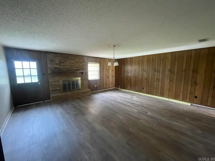 1400 Hawkwood Road, Sherwood, AR 72120 - #3