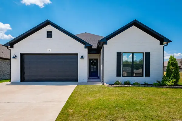 46 Hanna Loop, Maumelle, AR 72113