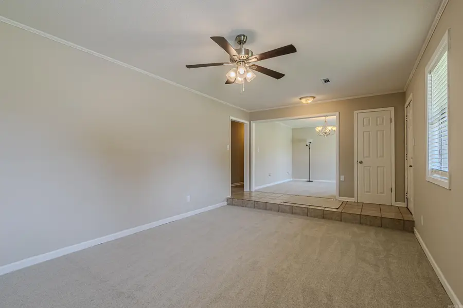 1204 Michael St, Paragould, AR 72450 - #2