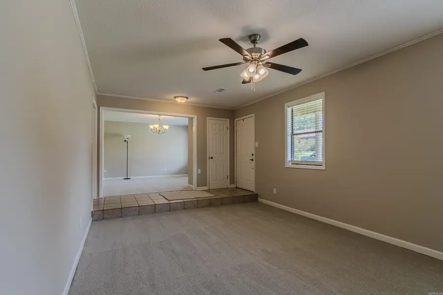 1204 Michael St, Paragould, AR 72450 - #3
