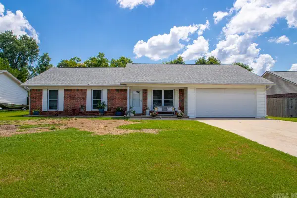 35 Burns Drive, Cabot, AR 72023