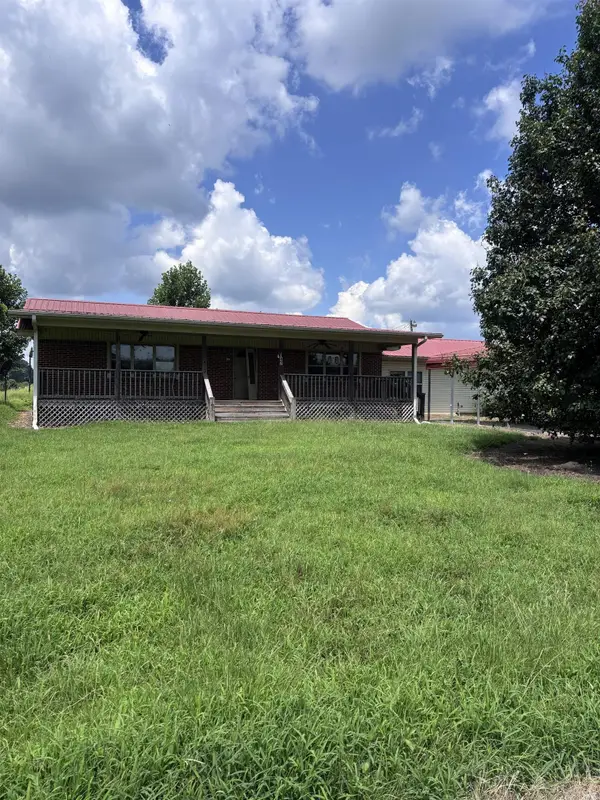 147 Young Loop, Umpire, AR 71971