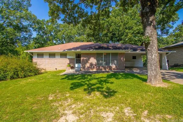 27 Wesley Drive, Sherwood, AR 72120