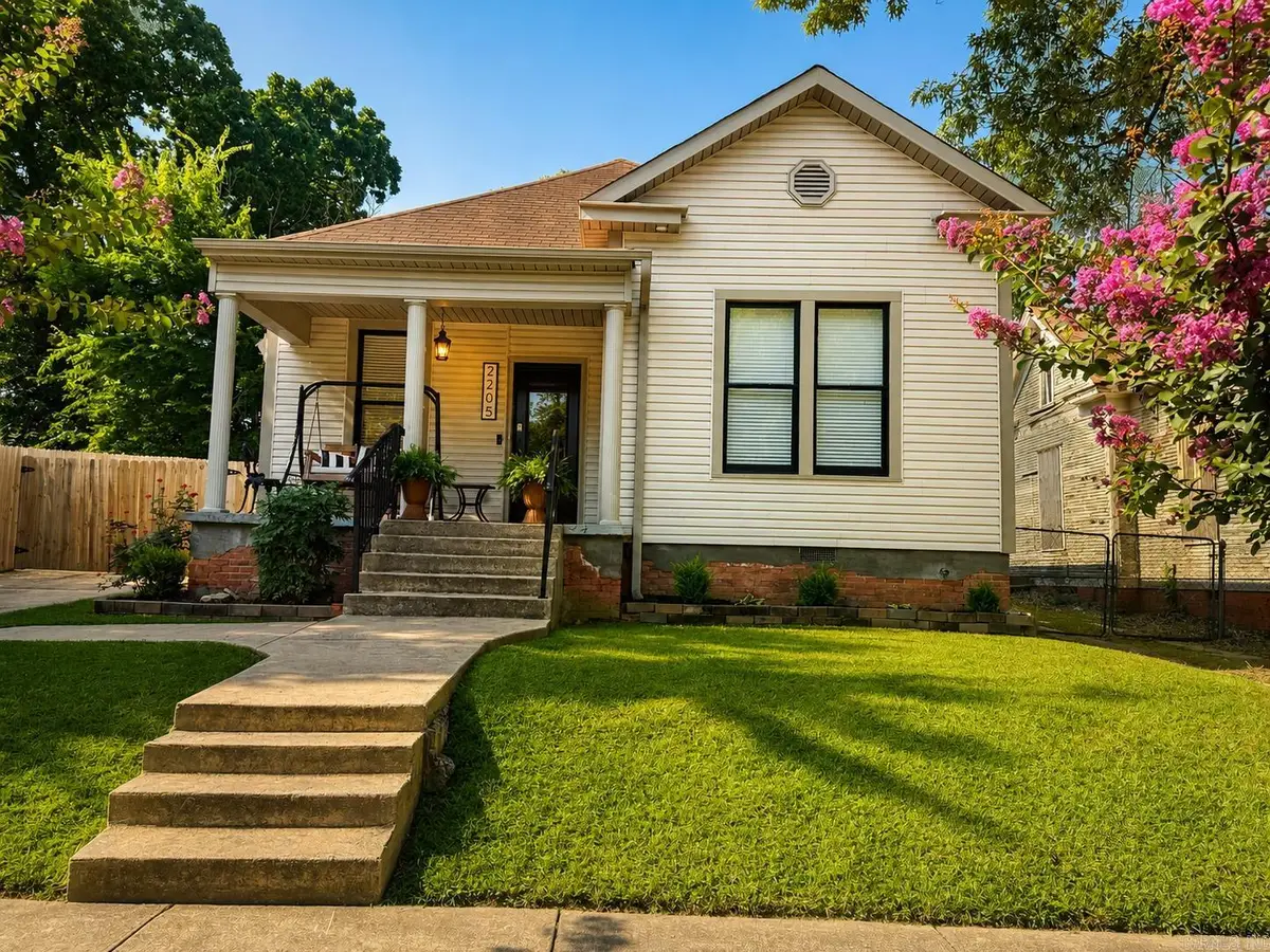 2205 W 13 Street, Little Rock, AR 72202 - #1