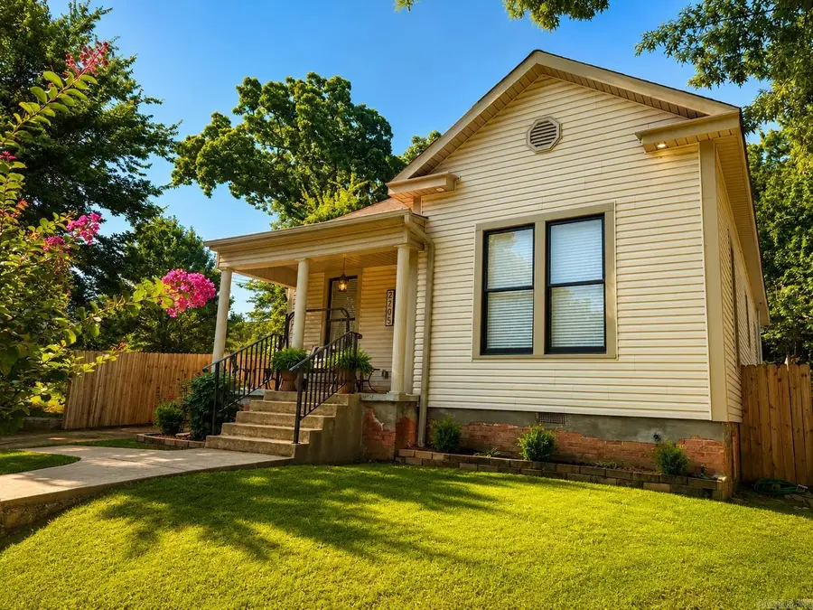 2205 W 13 Street, Little Rock, AR 72202 - #3