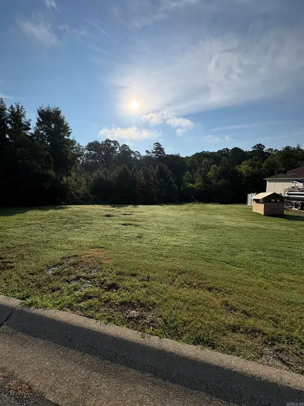Lot 14 Somersett, Arkadelphia, AR 71923
