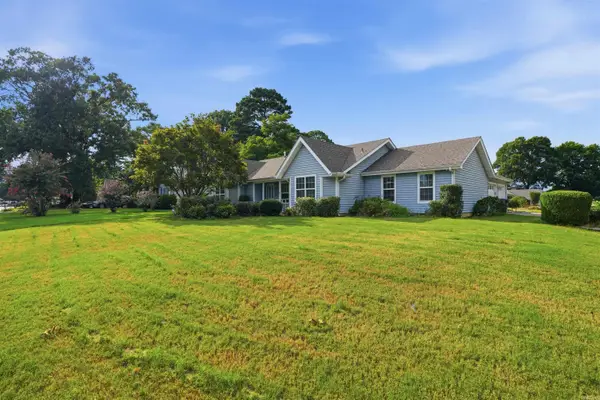 620 Chaucer Ct, Jacksonville, AR 72076