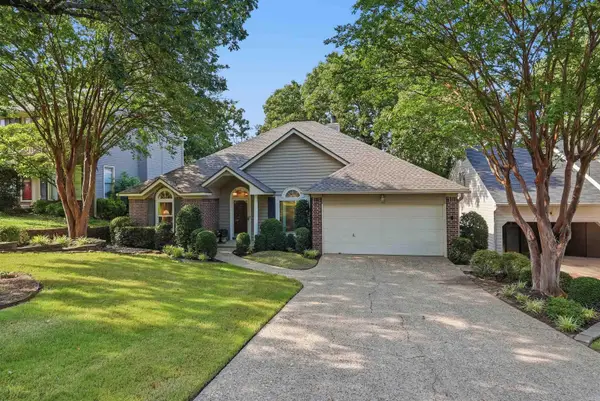 12 Cedar Branch Drive, Little Rock, AR 72223