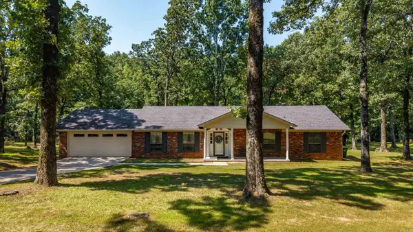 13825 Macarthur Drive, North Little Rock, AR 72118