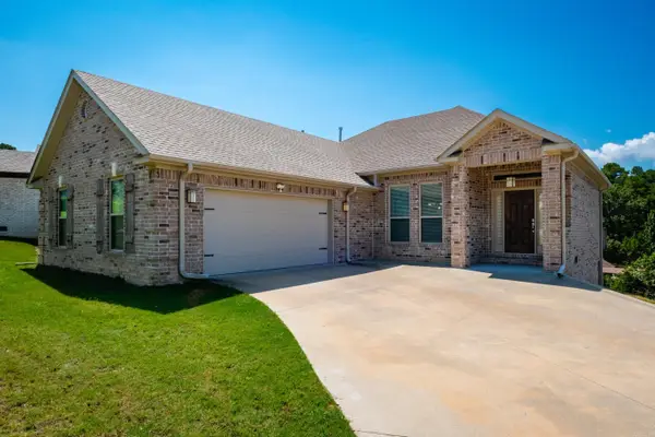 12 Majestic Court, Maumelle, AR 72113
