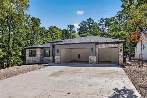 46 Estrella Way, Hot Springs Village, AR 71909