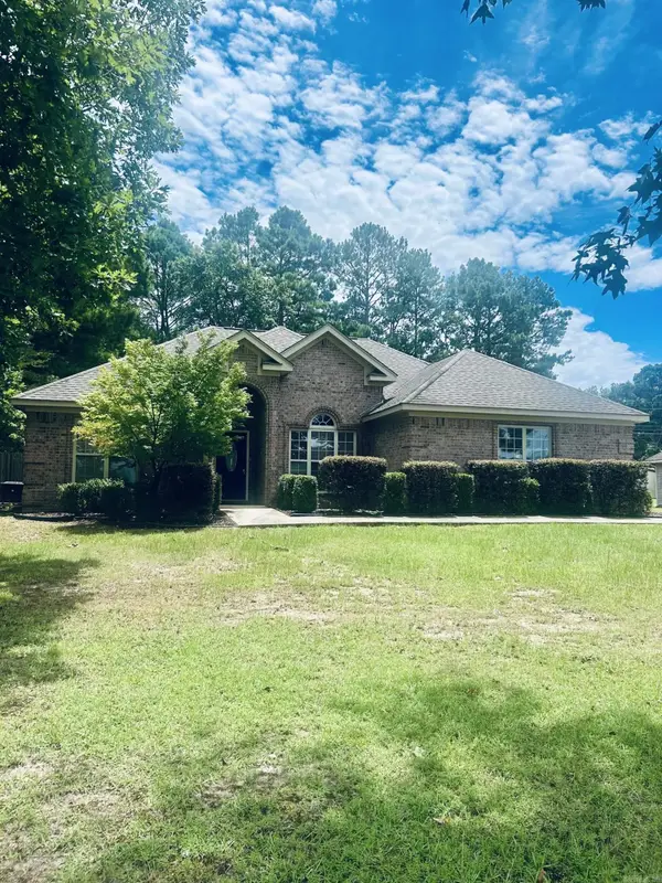 618 Huck Finn Boulevard, Redfield, AR 72132