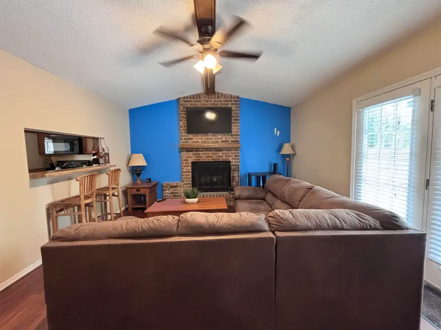 23 Oak Ridge Drive, Maumelle, AR 72113 - #2
