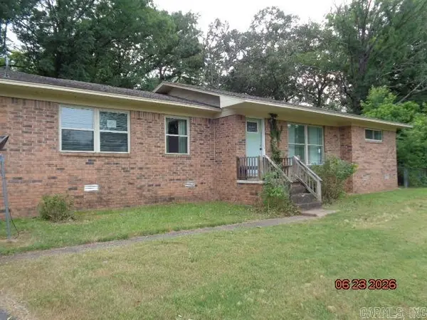 2318 W Lakeview, Benton, AR 72015