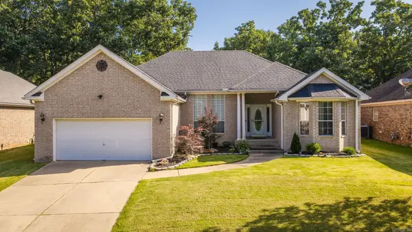 6916 Park Meadowns Drive, Sherwood, AR 72120