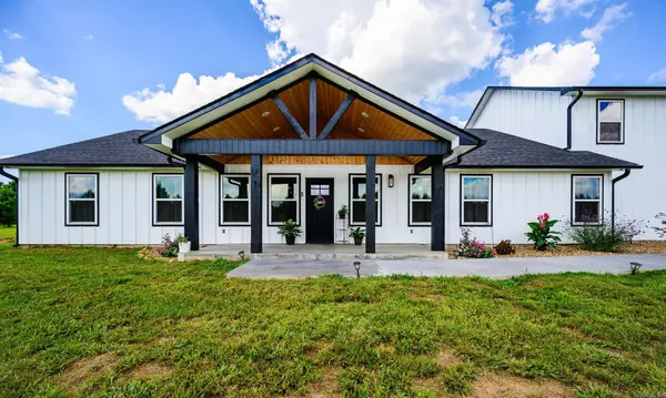 109 Serenity Ln, Mena, AR 71953