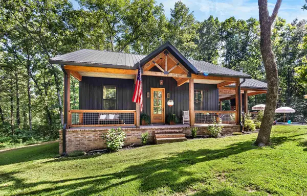 378 Lone Pine Road North, Greers Ferry, AR 72067