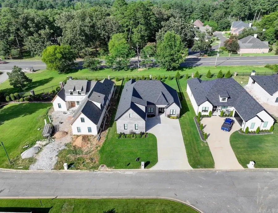 139 Arlington Park Drive, Hot Springs, AR 71901 - #2