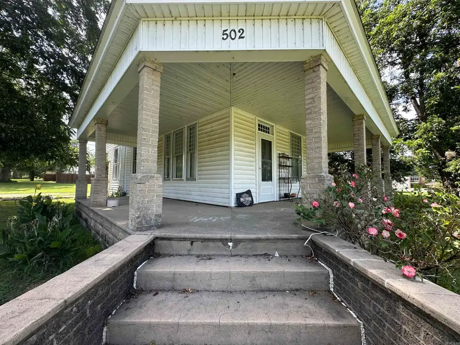 502 W 6th Street, Rector, AR 72461 - #3