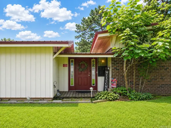 208 Walker St Street, Ward, AR 72176