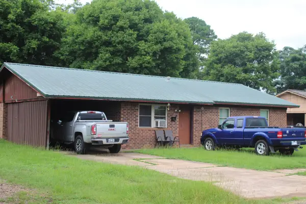 220 S Washington Street, Nashville, AR 71852