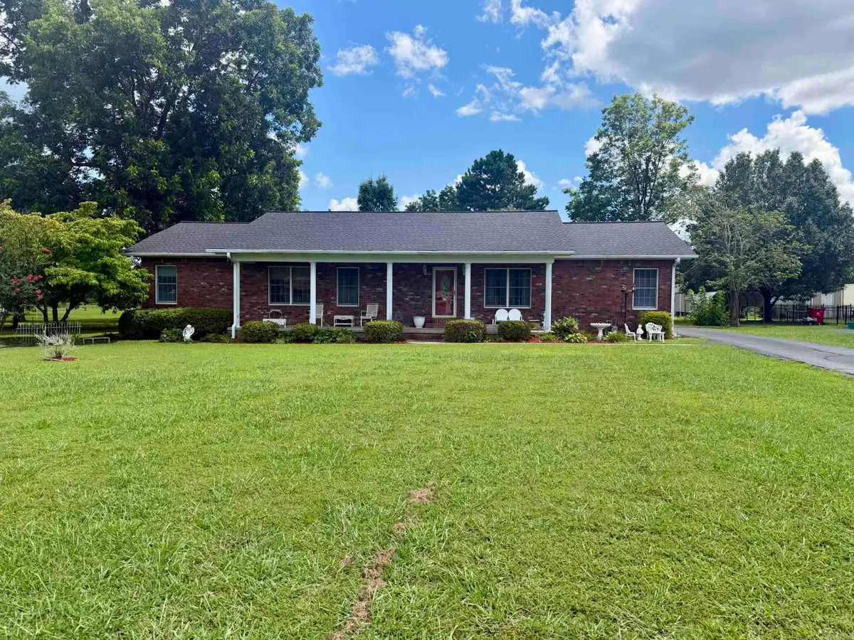 731 E Center, Cave City, AR 72521 - #1