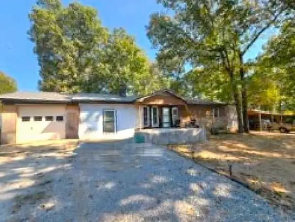 135 Levisy Flat Cem Road, Mountain View, AR 72560