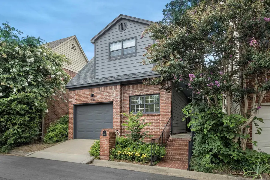 28 Foxcroft Village Dr Drive, Little Rock, AR 72227 - #2