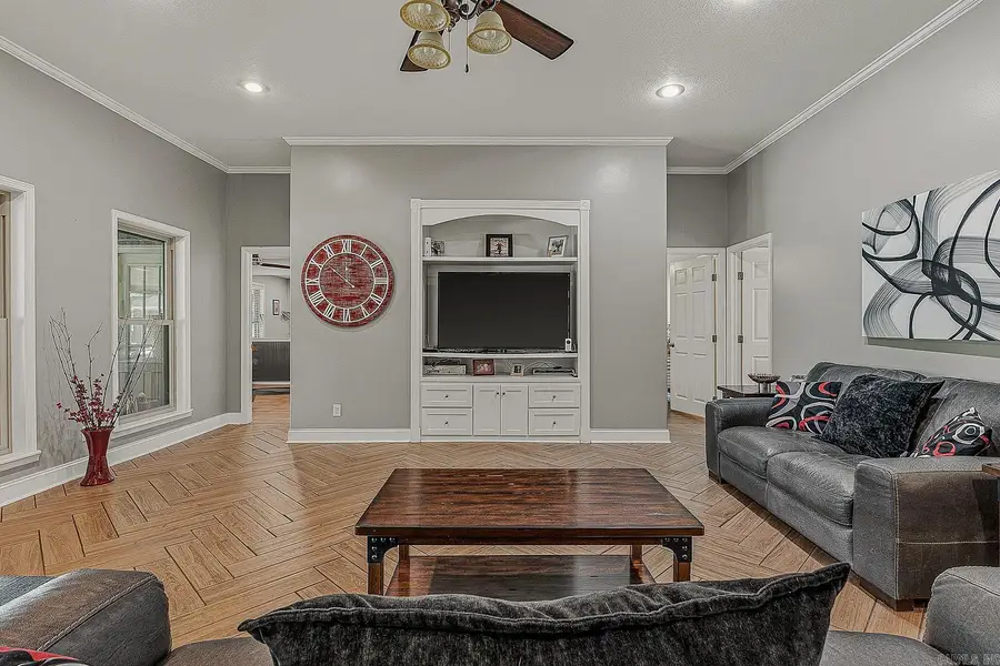 1214 Spring Grove, Paragould, AR 72450 - #2