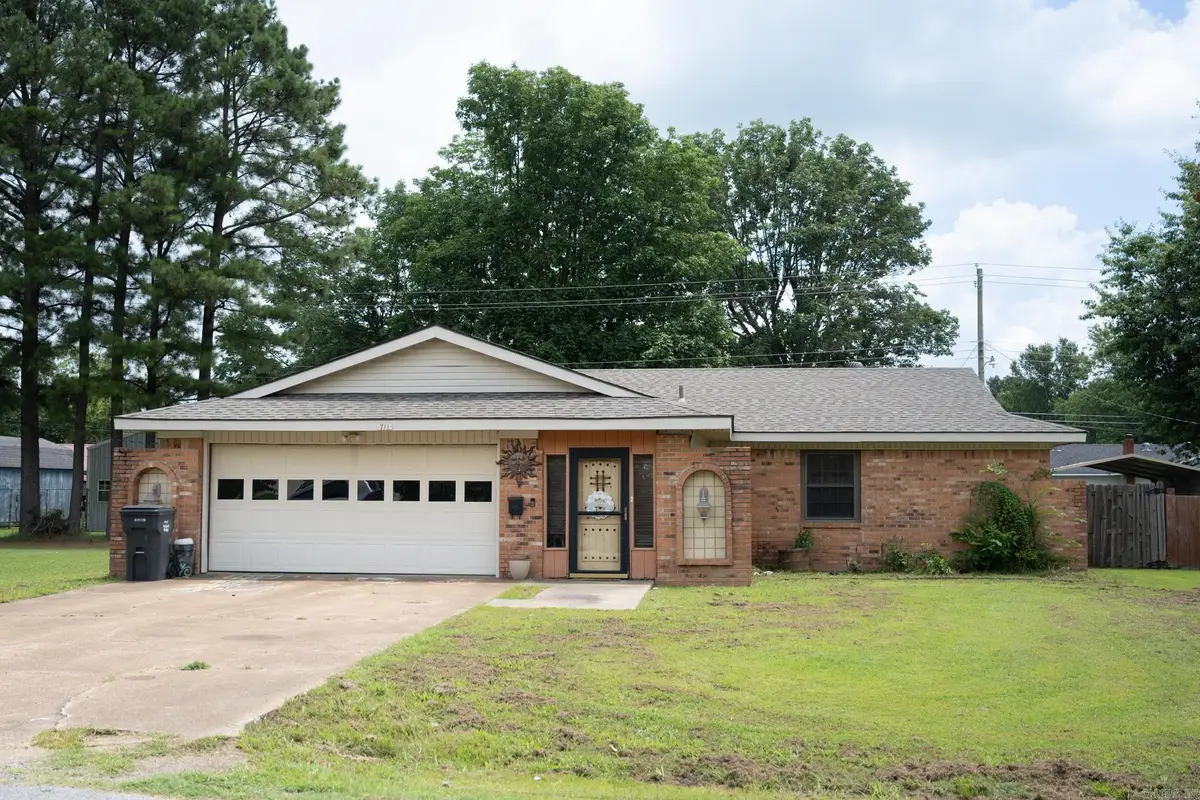 711 SE 7th Street, Walnut Ridge, AR 72476 - #1